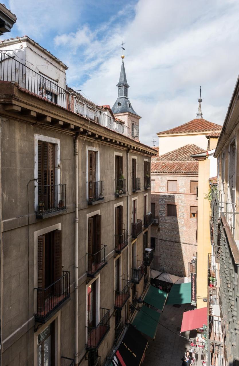 Apartamentos Madrid Centro B Exterior photo